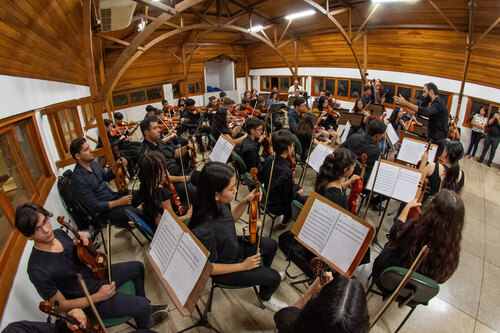 Academia Livre de Música e Artes de Ribeirão Preto celebra 10 anos de atividade com concerto no Theatro Pedro II