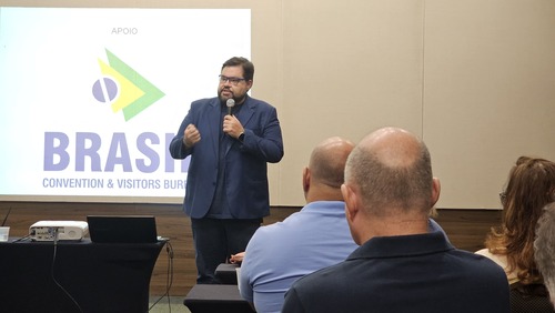 Vice-prefeito destaca potencial da cidade e região no evento A Hora do Turismo